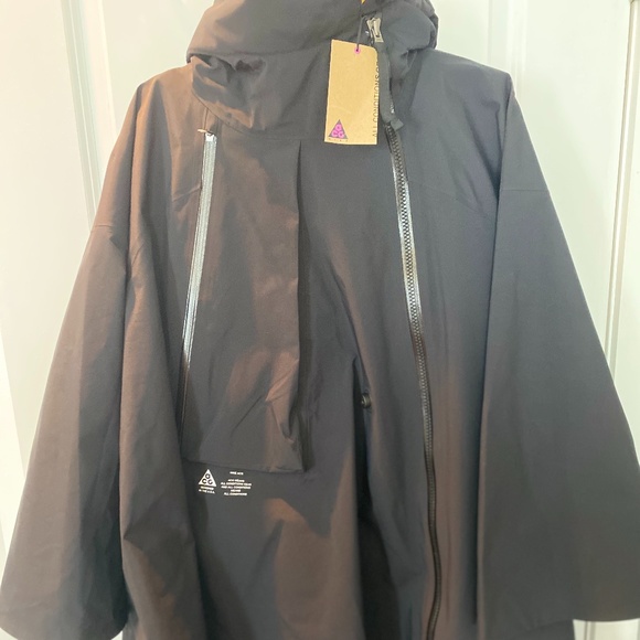 acg techwear jacket
